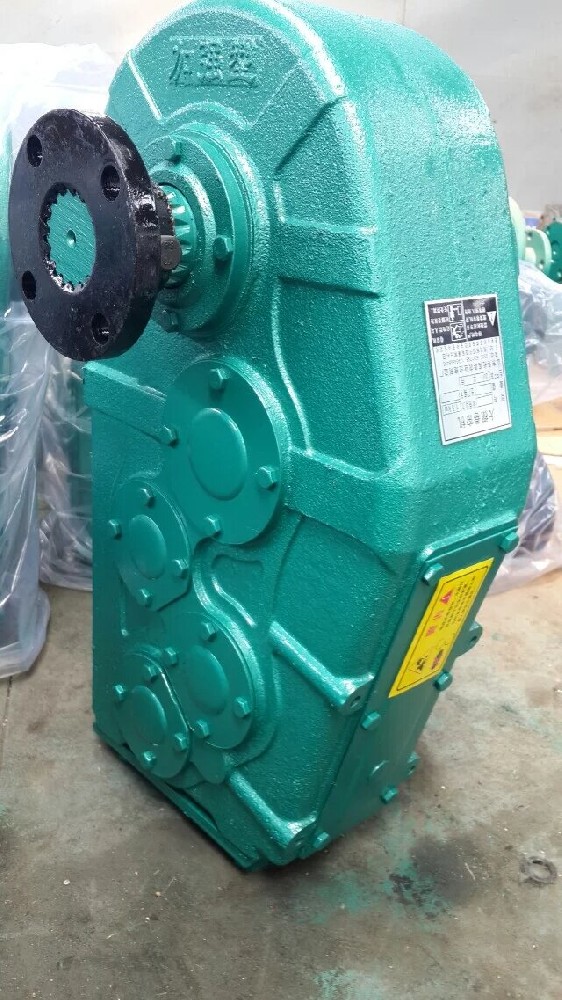 大棚卷簾機(jī)的種類(lèi)、特點(diǎn)、安裝及使用說(shuō)明